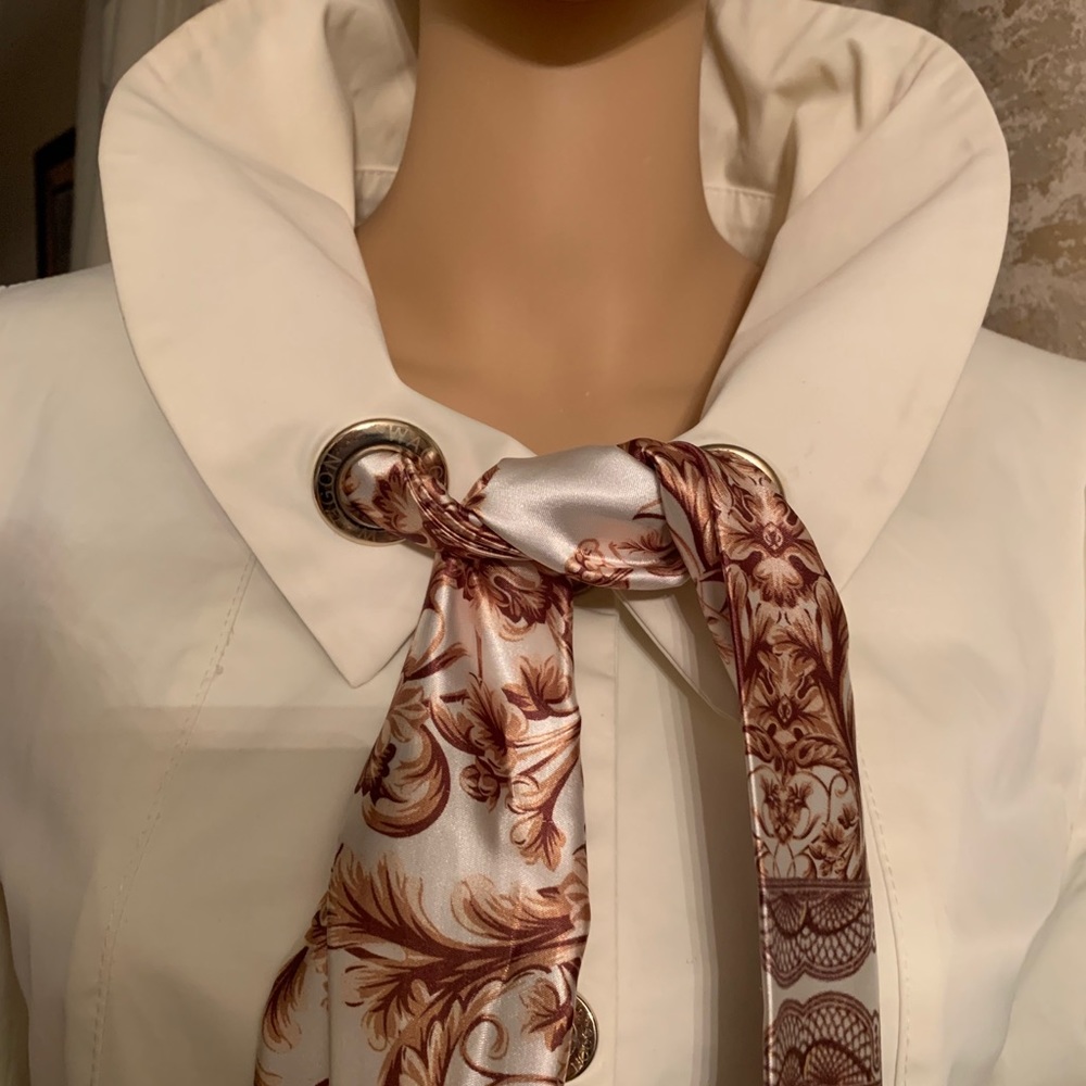 Coat - Picture 3 of 16